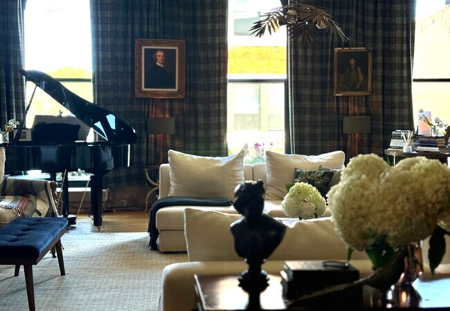 Photo - 1470 N Milwaukee Ave Apartment