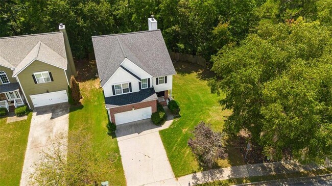 Foto del edificio - 310 Sugarberry Ln