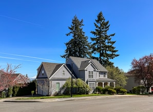 Building Photo - 13801 SW Boxelder St