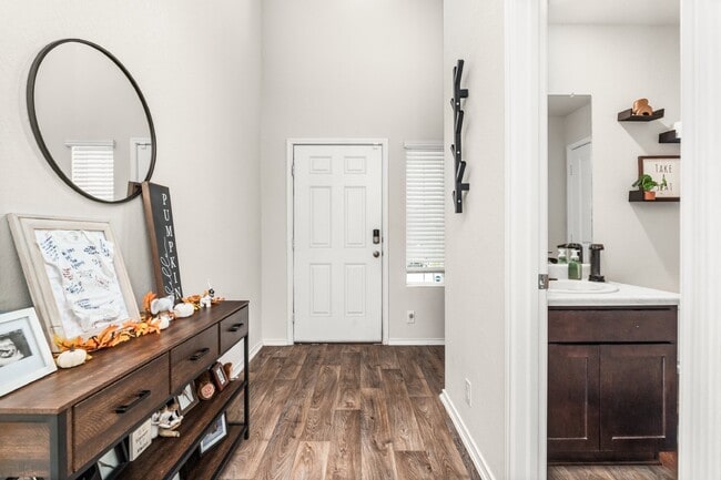 Foto del edificio - 9939 Cotton Grass