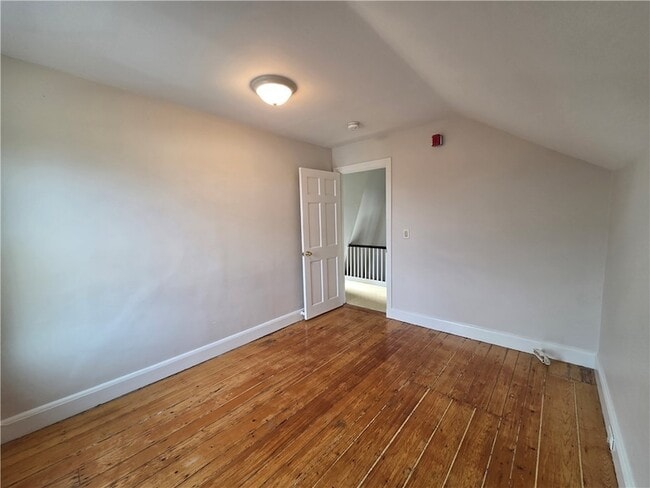 Foto del edificio - 292 Pleasant St