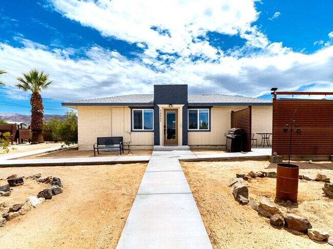 Building Photo - 74847 29 Palms Hwy