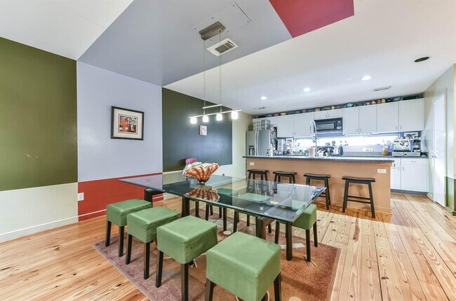 Foto del edificio - 925 Robin St