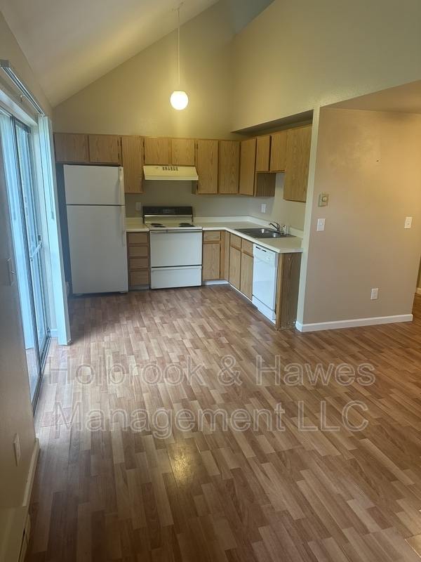 Building Photo - 4531 Boardwalk Dr