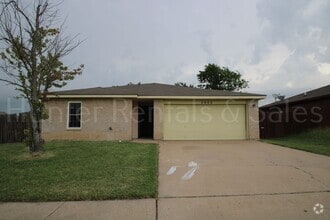 Building Photo - 3405 Westview Dr