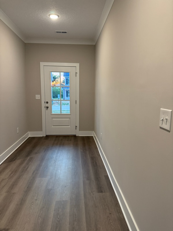 Photo - 2727 Farmhouse Dr