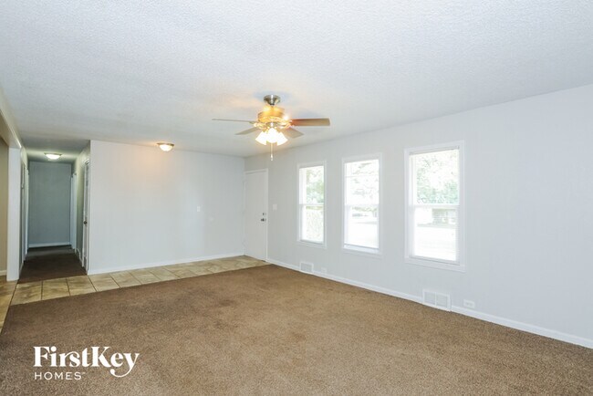 Foto del edificio - 12500 E 54 St