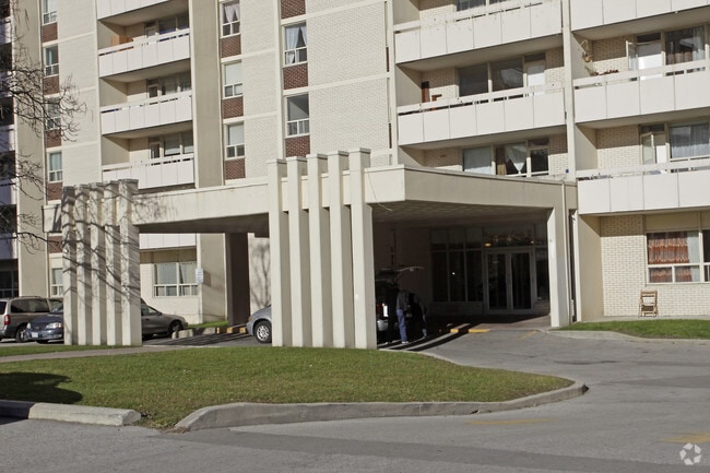 Building Photo - 2233 - 2235 Hurontario Street