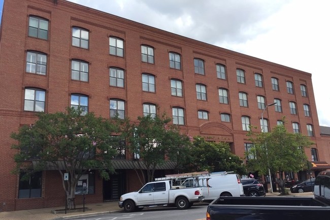 High end, top floor 2 Bedroom/2 Bath Condo - Rent is all inclusive! - 145 E Magnolia Ave