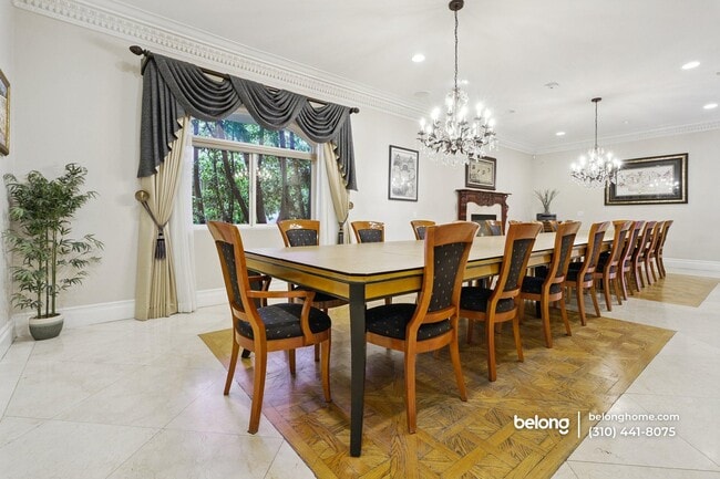 Foto del edificio - 5344 Leghorn Ave