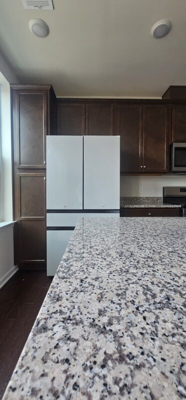Primary Photo - 208 Peyton Pl