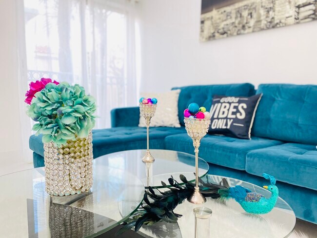 Foto del edificio - 8615 NW 5th Ter
