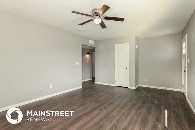 Building Photo - 3236 W Desert Cove Ave