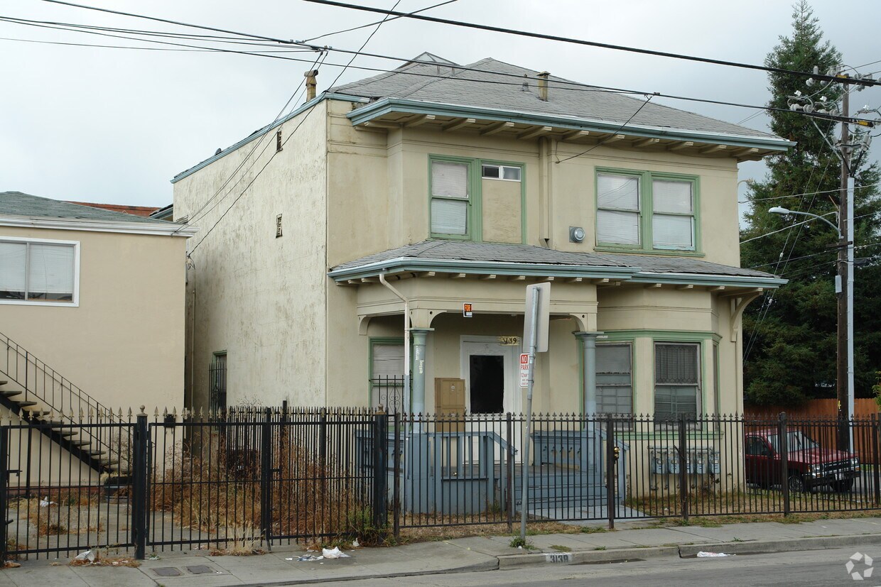 Building Photo - 3139 Market St