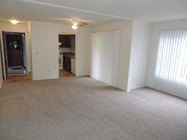 Foto del edificio - 5800 SW Erickson Ave