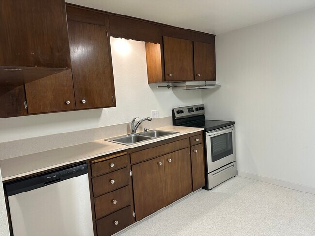 Foto del edificio - 2427 Gibson Rd