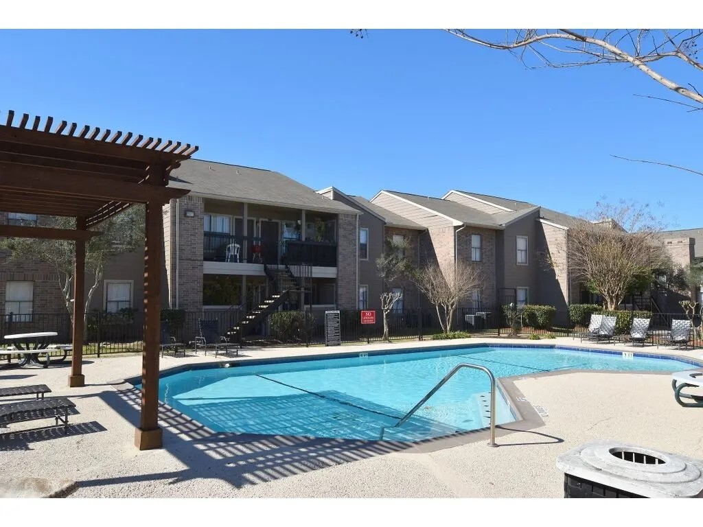 Primary Photo - 17310 Kieth Harrow Blvd