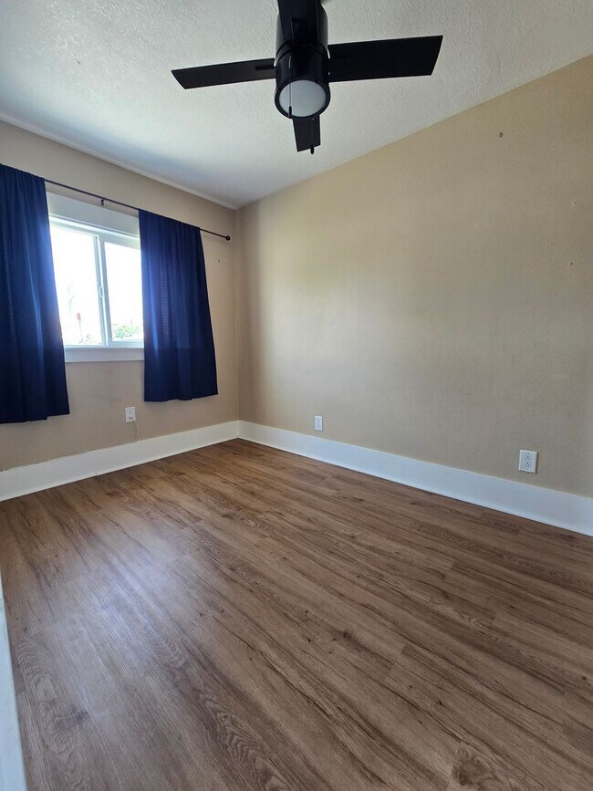Foto del edificio - Upgraded Single Story Home in Oakland ....