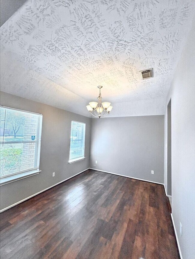 Foto del edificio - 11319 Moonlight Ridge Dr