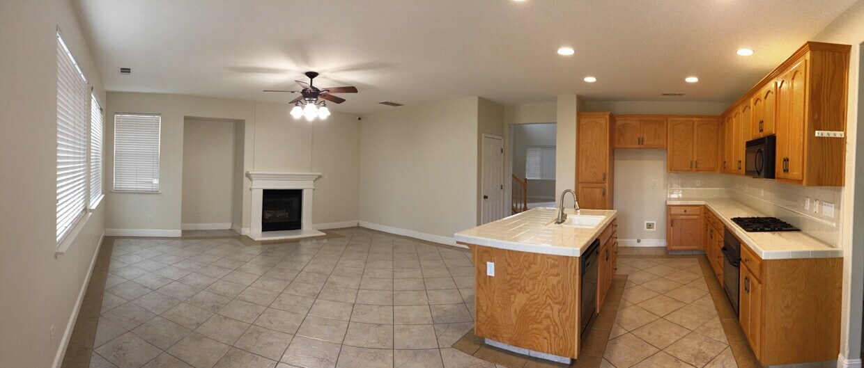 Foto del edificio - 723 Donovan St