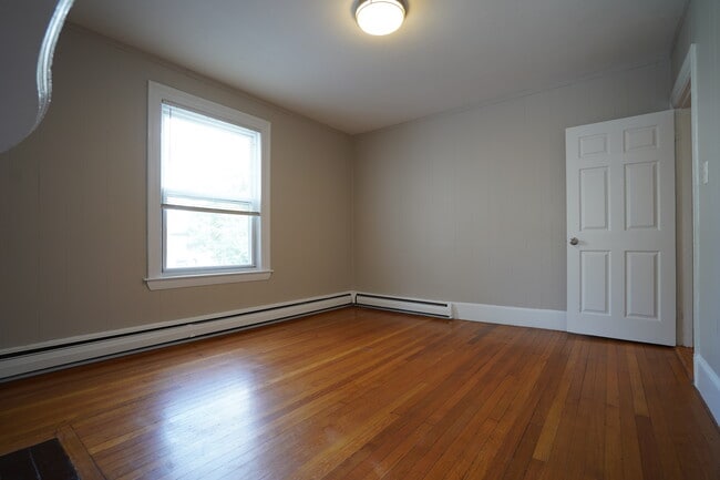 Foto del edificio - 2 Ashford Ct