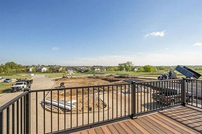 Foto del edificio - $2,450 | 3 Bedroom, 2.5 Bathroom Town Home | Pet Friendly* | Available for a July 1st, 2026 Move In!