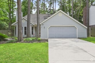 Building Photo - 19 Sylvan Forest Dr
