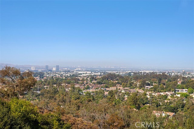 Foto del edificio - 21555 Sterling Dr