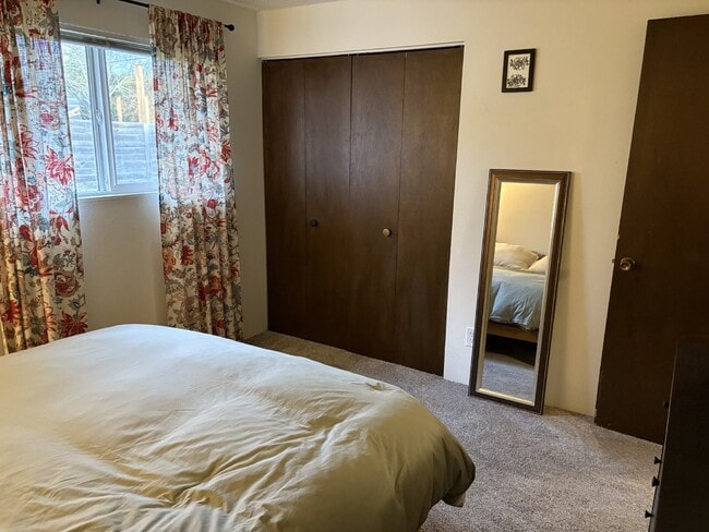 Foto del edificio - Quiet, Cozy 2-Bedroom Located in Columbia Neighborhood