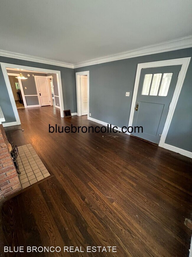 Building Photo - 2 br, 1 bath House - 1942 E 71st Terrace