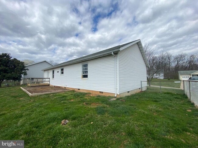 Building Photo - 20 Greene Ave