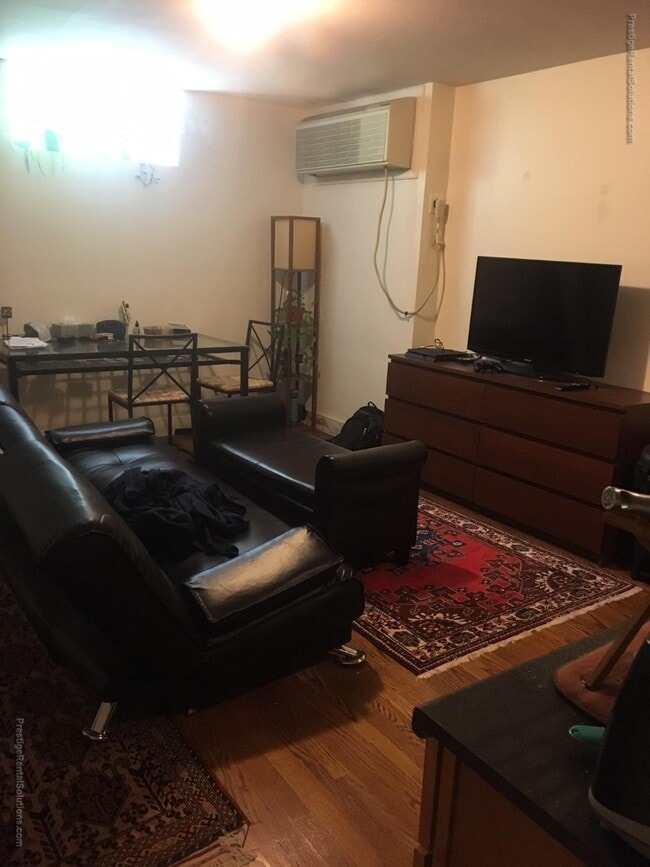 Foto del edificio - 842 Dorchester Ave