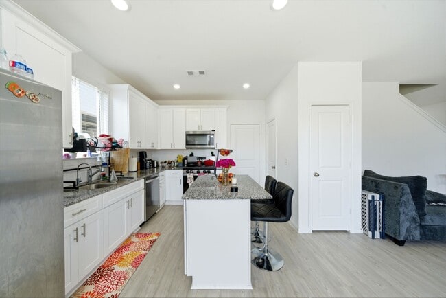 Foto del edificio - 23531 Autumn Harvester Dr