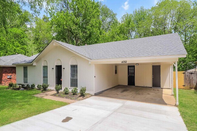 Building Photo - 4052 Socorro Dr