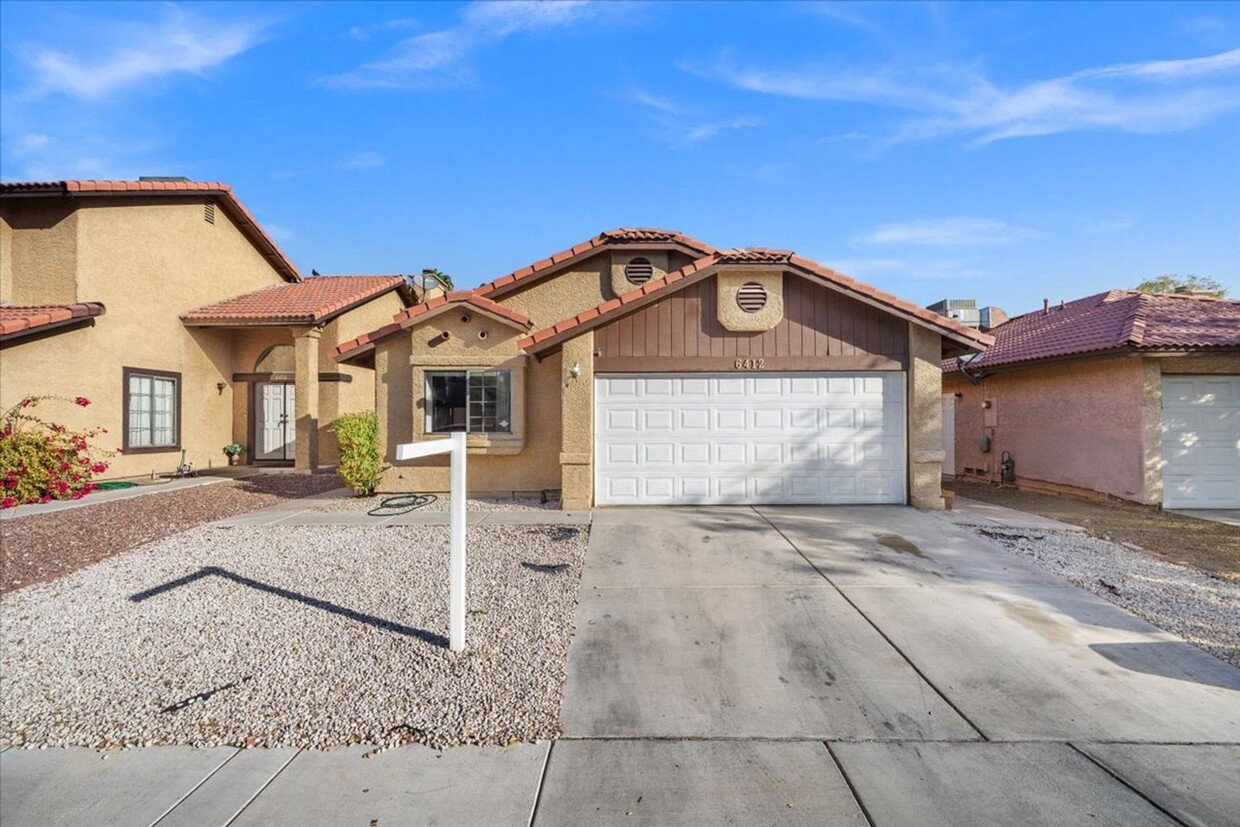 Foto principal - Renovated Single Story by Mountain View Ho...