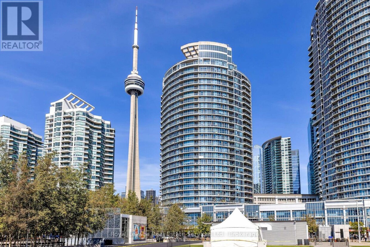 Photo principale - 218-218 Queens Quay W