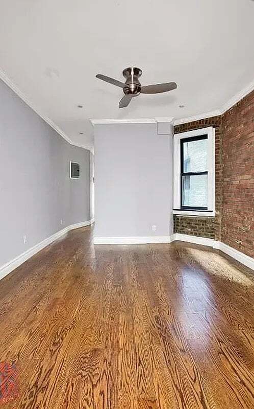 Building Photo - 219 E 23rd St