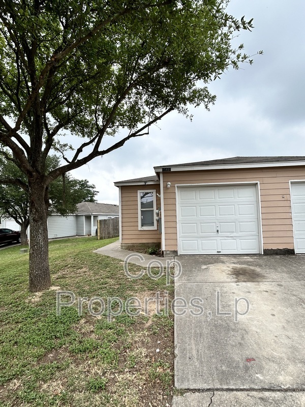 Primary Photo - 15416 Kamary Ln