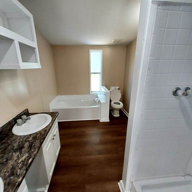 Foto del edificio - 2 Live Oak Ln
