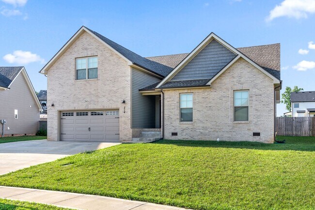 Foto del edificio - Like New Ranch with Bonus!