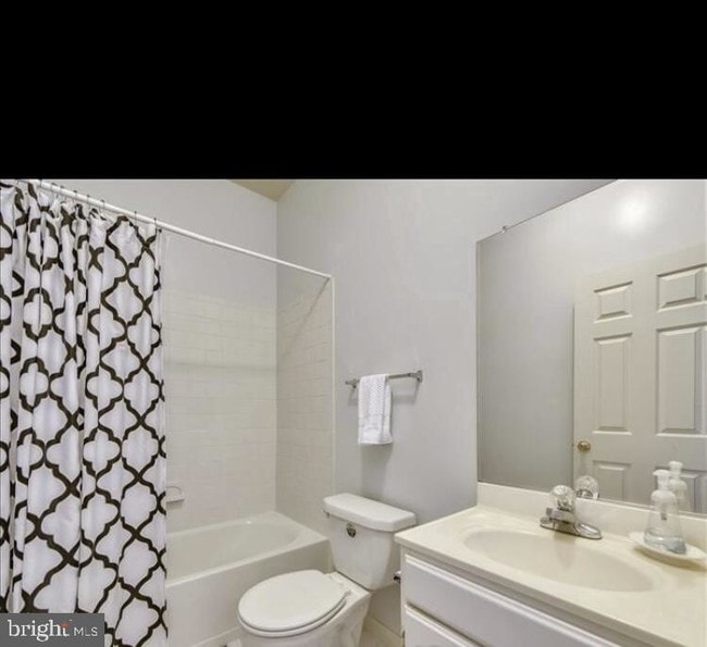 Building Photo - 5310 Arapaho Ln