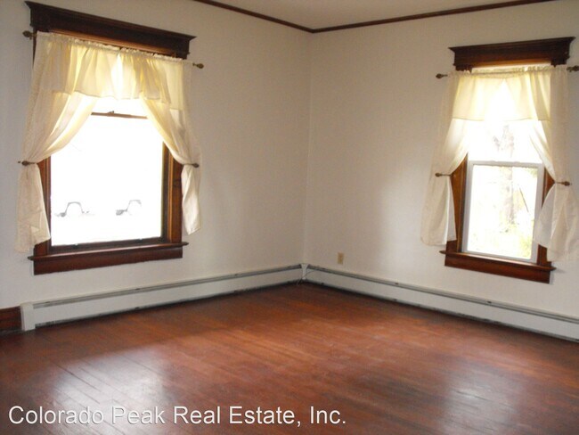 Building Photo - 3 br, 2.5 bath House - 1423 W Cucharras