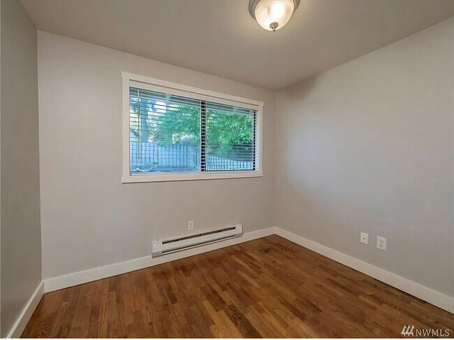 Foto del edificio - 13700 90th Ave NE