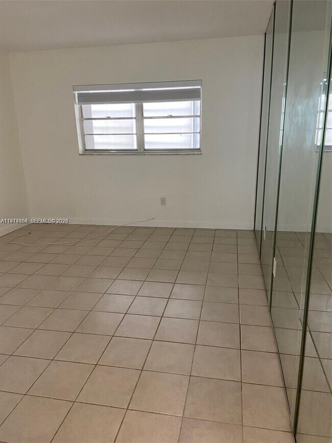 Foto del edificio - 2820 NE 201st Terrace