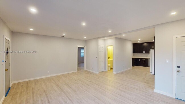 Building Photo - 1246 NE 110th Terrace