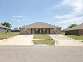 Building Photo - 3602 Littleleaf Dr