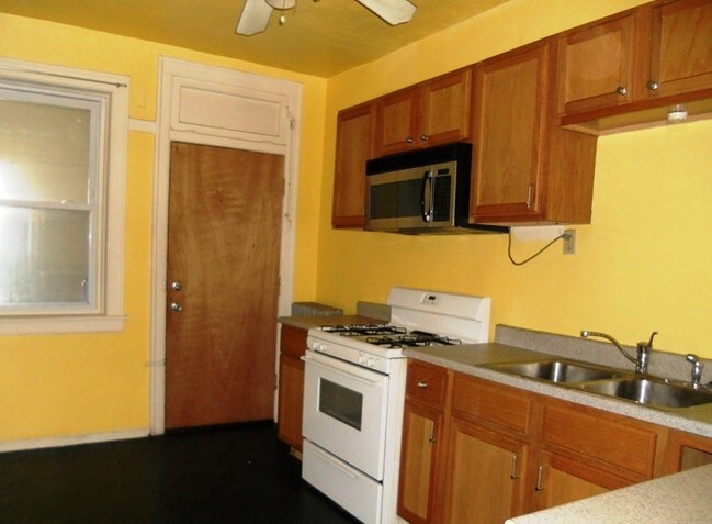 Foto del edificio - 7519 S Essex Ave
