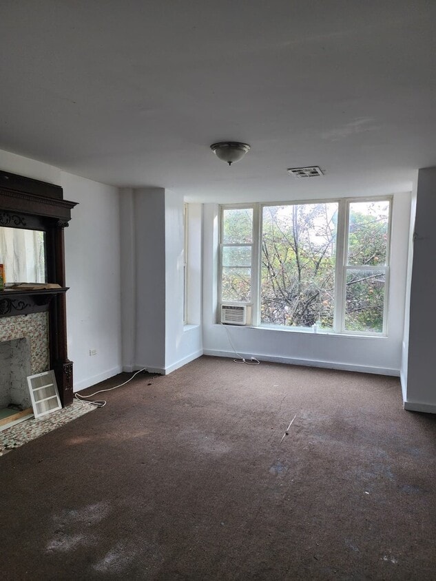 Foto principal - 101 S Comstock St