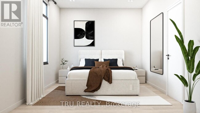 Building Photo - 1353A GOSSET St