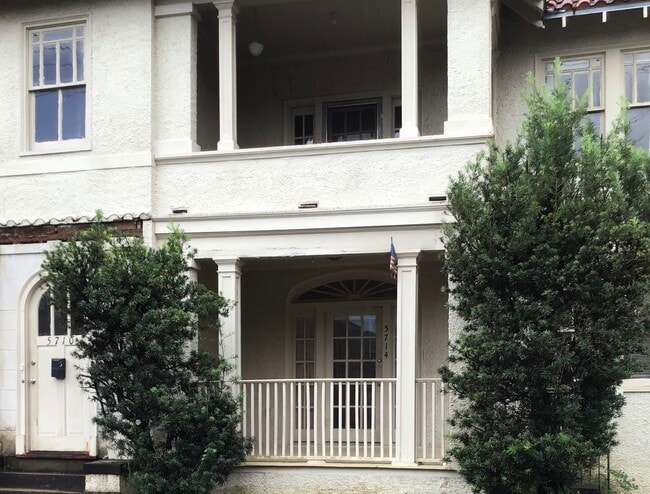 Porch - 5714 Willow St